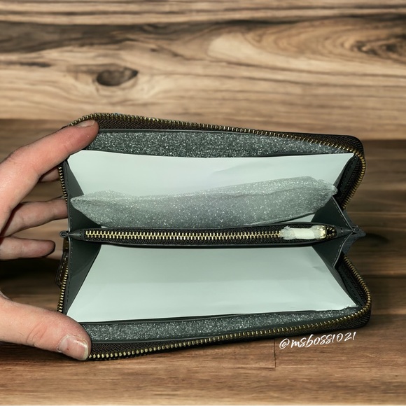 Coach Signature Canvas Long Zip Around Wallet Brown BRAND NEW - Picture 3 of 3